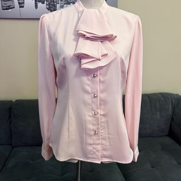 Elegant Pink Ruffle Blouse - Picture 9 of 9